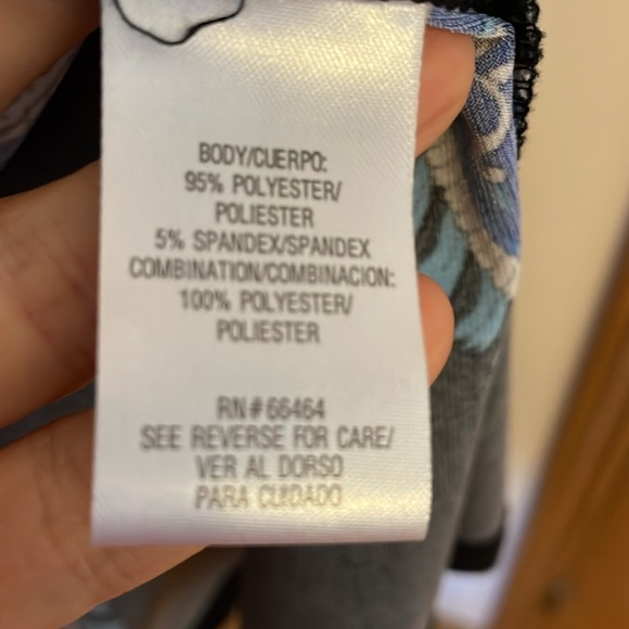 Shift dress. - Picture 4 of 5